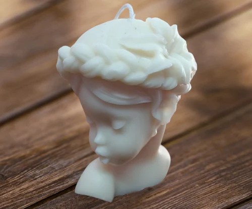Roman girl shape scented candle