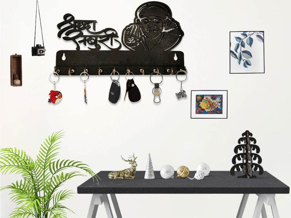 Shraddha saburi wall key